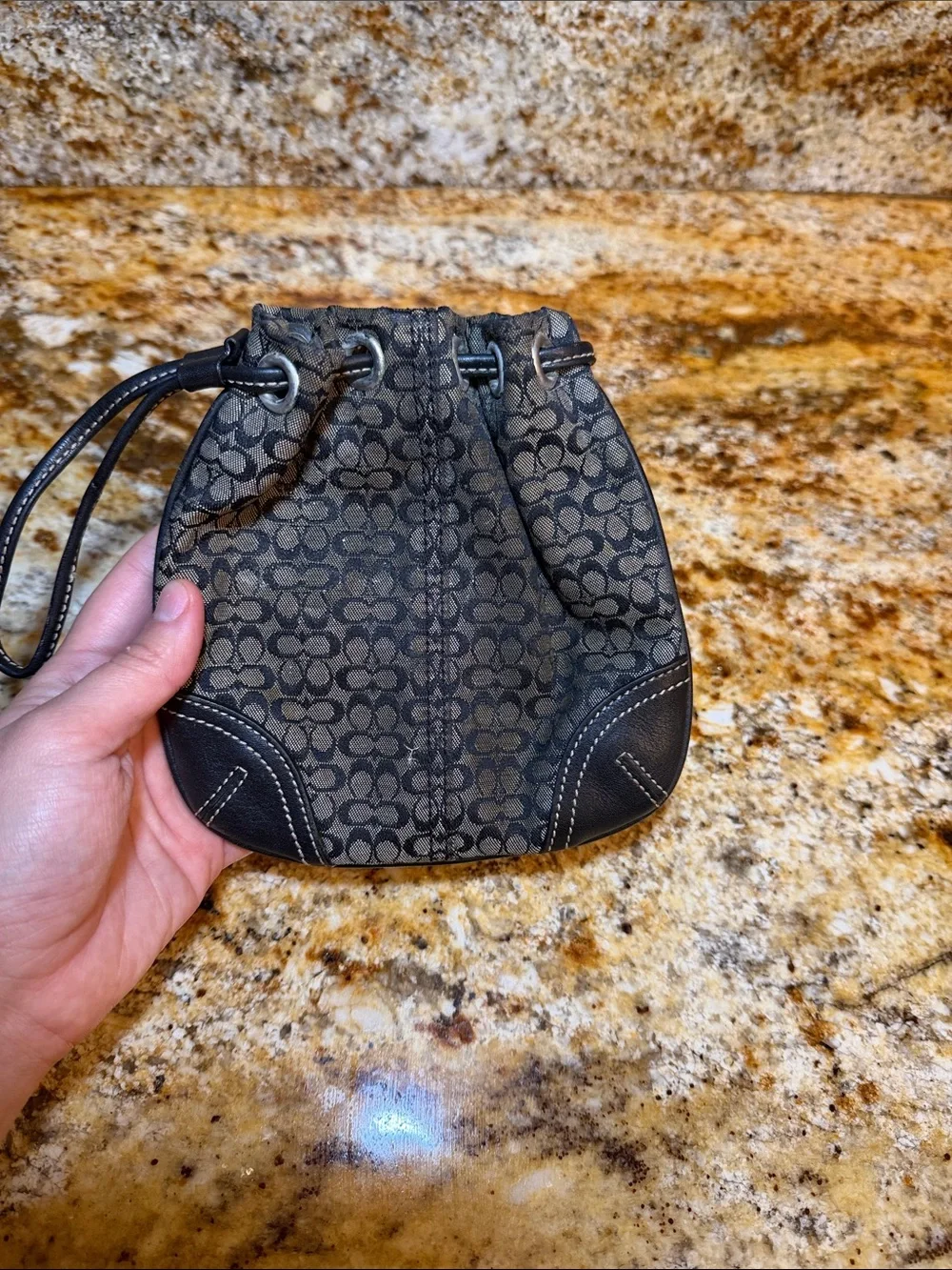 Coach vtg Signature Drawstring pouch